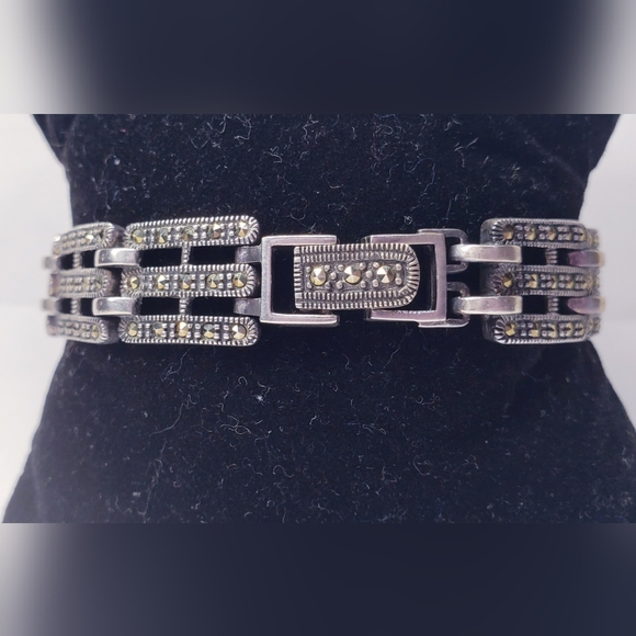 Art Deco Style Textured Marcasite Sterling Silver Bracelet 7.5"Long - Picture 3 of 5